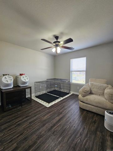 35 Green Apple Dr., Ward, AR 72176