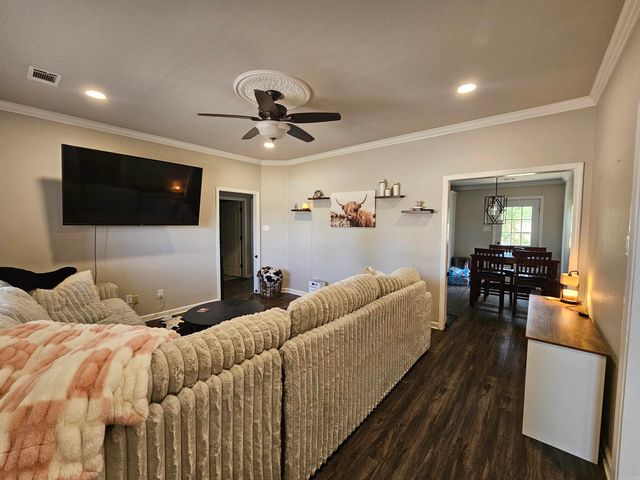 35 Green Apple Dr., Ward, AR 72176
