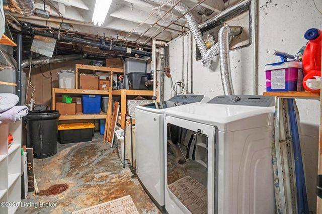 7006 Sunny Vale Way, Louisville, KY 40272