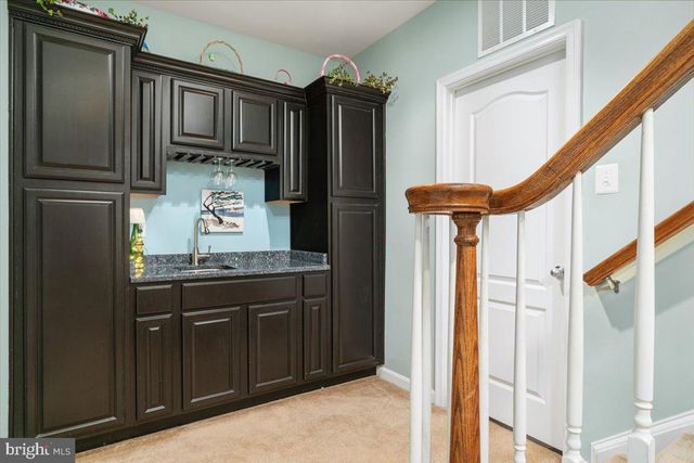25030 GRAYWACKE DR, Aldie, VA 20105