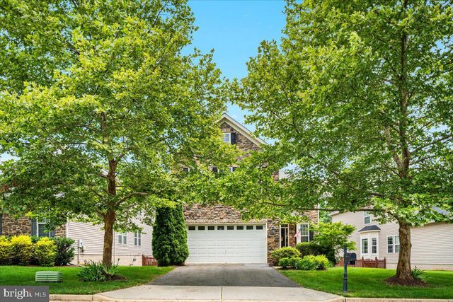 25030 GRAYWACKE DR, Aldie, VA 20105