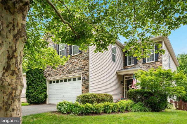 25030 GRAYWACKE DR, Aldie, VA 20105