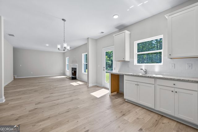 501 Charleston Place, Villa Rica, GA 30180