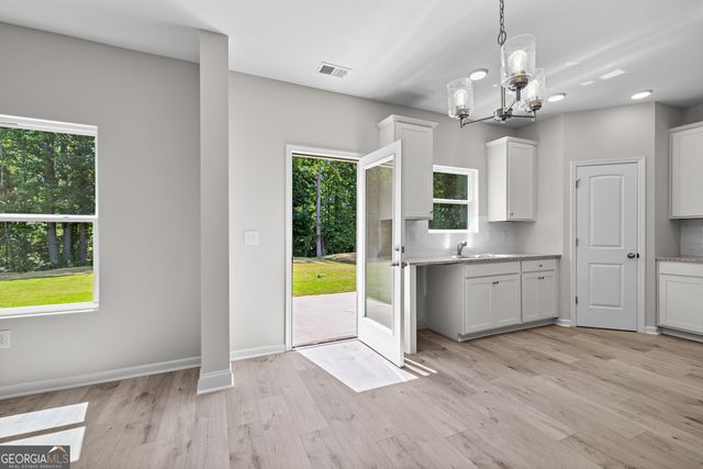 501 Charleston Place, Villa Rica, GA 30180