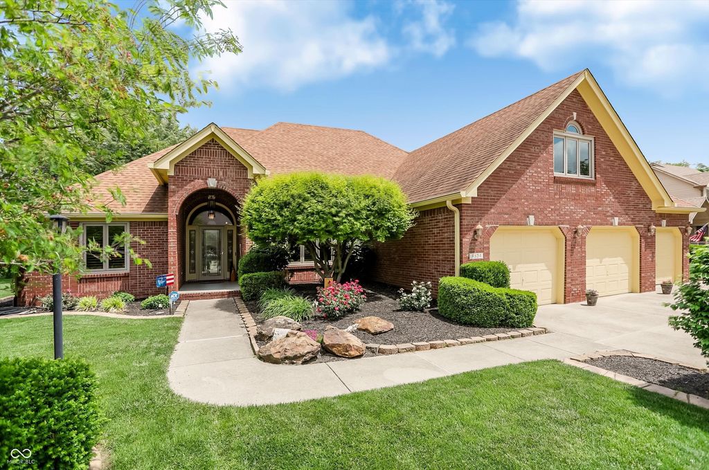 4534 Fairhope Drive, Indianapolis, IN 46237