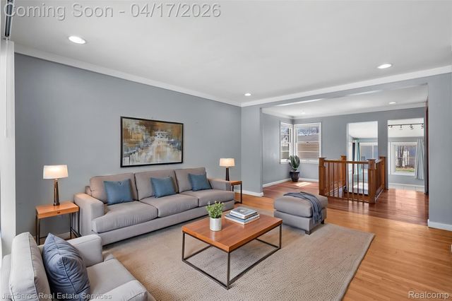 22150 Mauer Street, St. Clair Shores, MI 48080