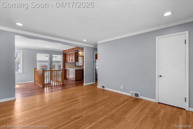 22150 Mauer Street, St. Clair Shores, MI 48080