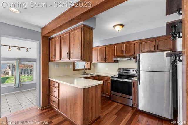 22150 Mauer Street, St. Clair Shores, MI 48080