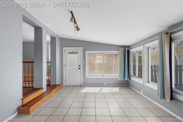 22150 Mauer Street, St. Clair Shores, MI 48080