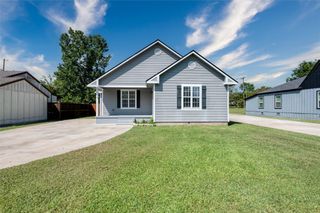 1110 N Ross Avenue, Sherman, TX 75090