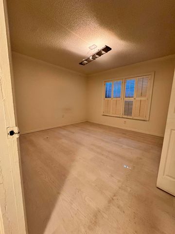 801 W Oakland Park Boulevard C6, Oakland Park, FL 33311