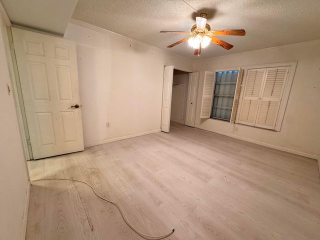 801 W Oakland Park Boulevard C6, Oakland Park, FL 33311