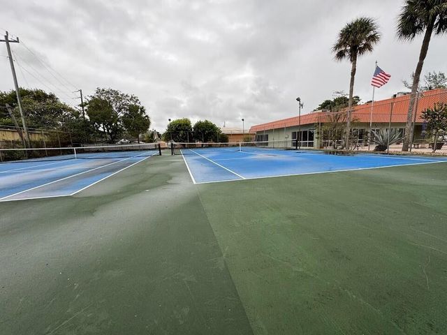 801 W Oakland Park Boulevard C6, Oakland Park, FL 33311