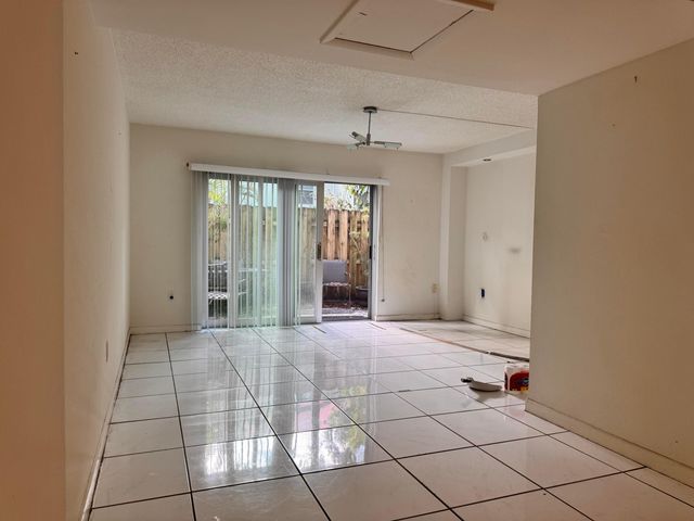 801 W Oakland Park Boulevard C6, Oakland Park, FL 33311