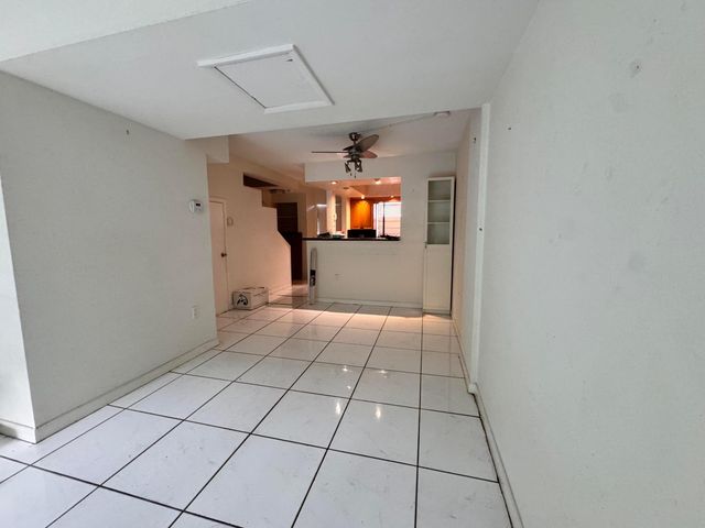 801 W Oakland Park Boulevard C6, Oakland Park, FL 33311