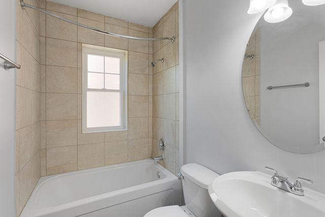 7730 N Ashland Avenue C2, Chicago, IL 60626