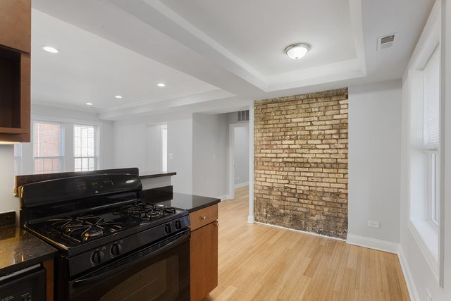 7730 N Ashland Avenue C2, Chicago, IL 60626