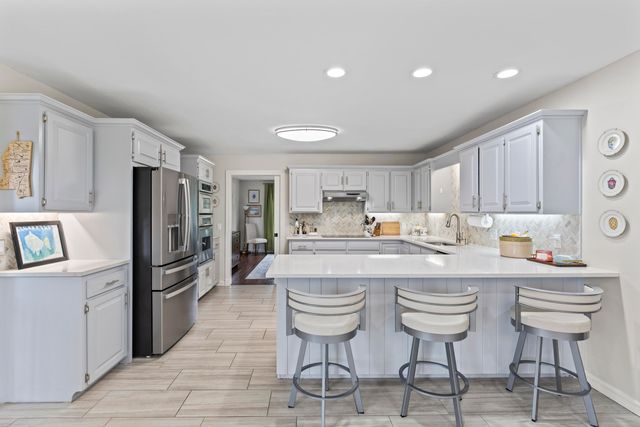 1100 N Farm Road 193, Springfield, MO 65802