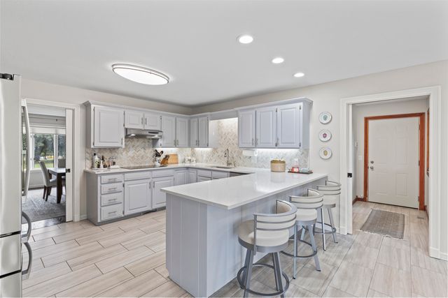 1100 N Farm Road 193, Springfield, MO 65802