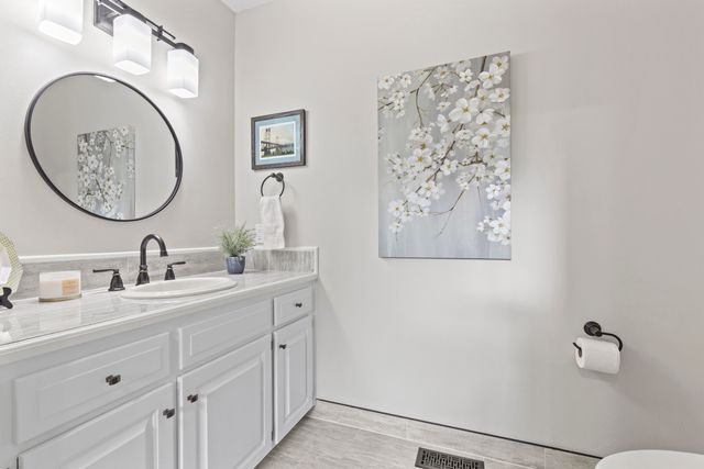 1100 N Farm Road 193, Springfield, MO 65802