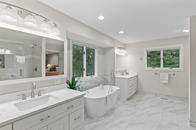 1100 N Farm Road 193, Springfield, MO 65802