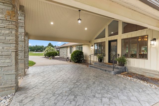 1100 N Farm Road 193, Springfield, MO 65802