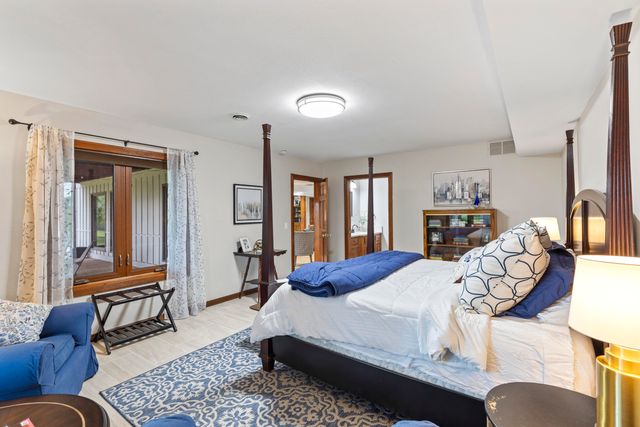 1100 N Farm Road 193, Springfield, MO 65802