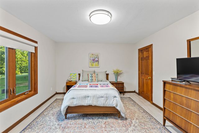 1100 N Farm Road 193, Springfield, MO 65802