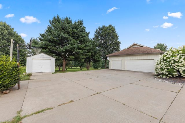 1100 N Farm Road 193, Springfield, MO 65802