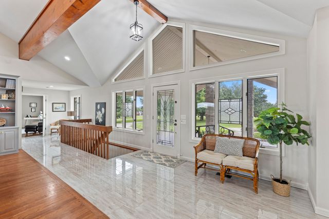 1100 N Farm Road 193, Springfield, MO 65802