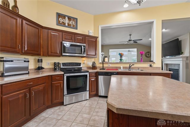 165 Bailey Lane, Springboro, OH 45066