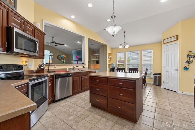165 Bailey Lane, Springboro, OH 45066