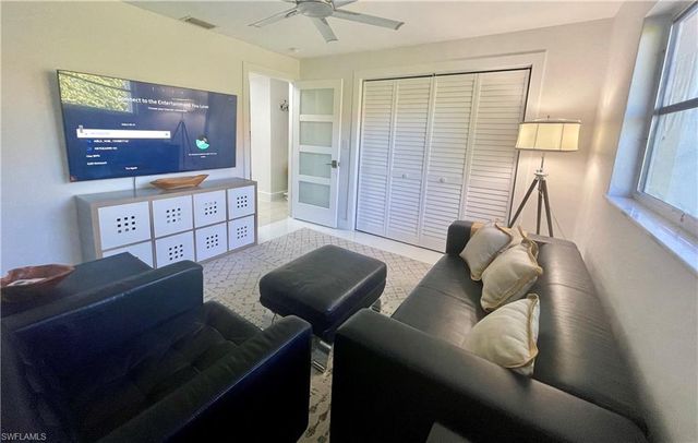 2120 Sandpiper ST, Naples, FL 34102