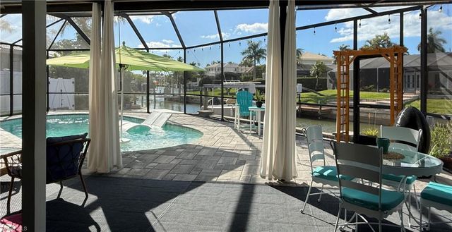 2120 Sandpiper ST, Naples, FL 34102