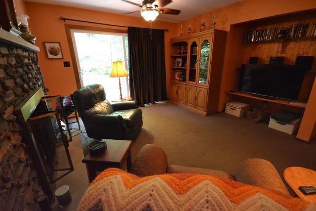 21 Woodland Trail, Ogden Dunes, IN 46368