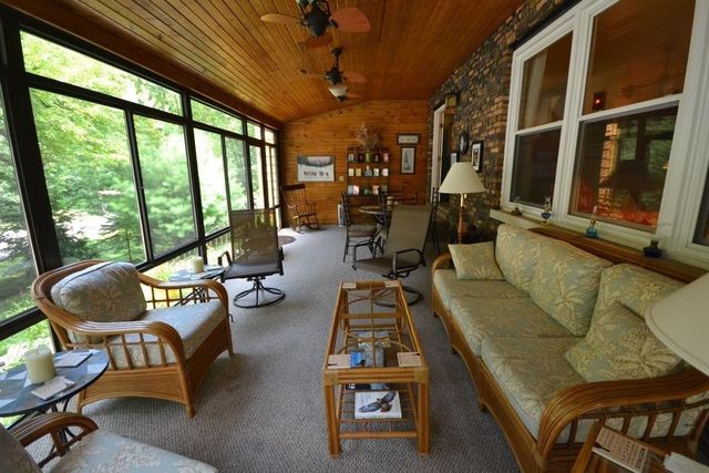 21 Woodland Trail, Ogden Dunes, IN 46368