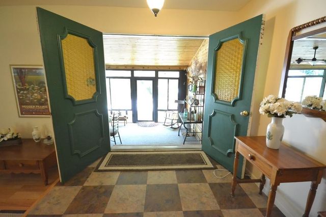 21 Woodland Trail, Ogden Dunes, IN 46368