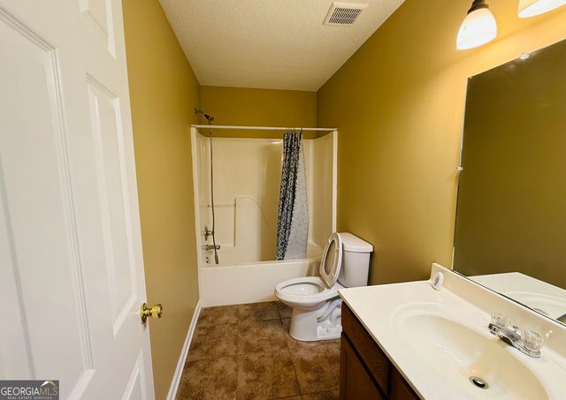 153 Crest Pointe, Bremen, GA 30110