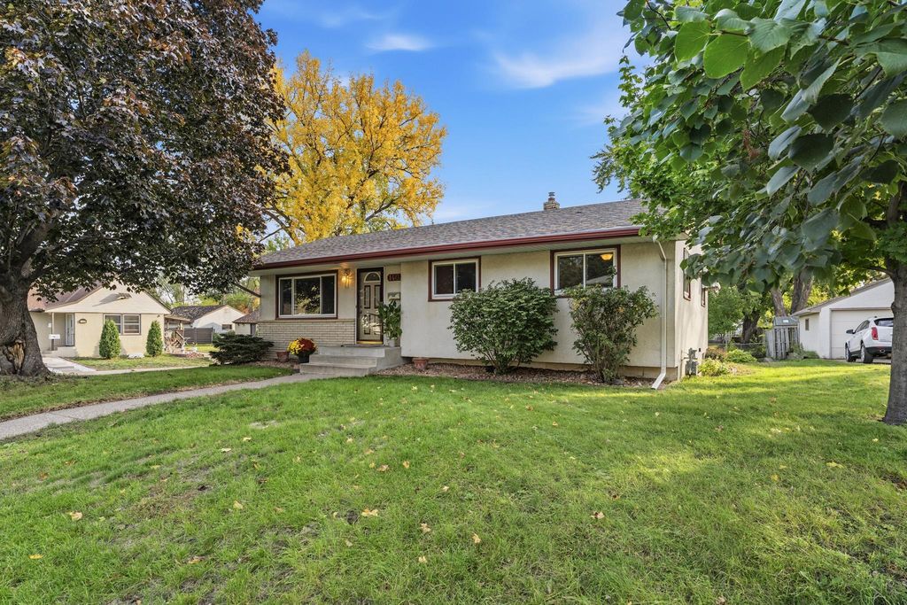 1403 8th Avenue S, South Saint Paul, MN 55075 — exterior