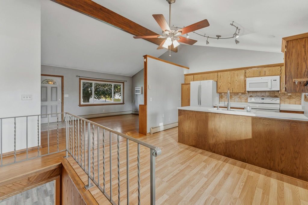 1403 8th Avenue S, South Saint Paul, MN 55075 — photo 4