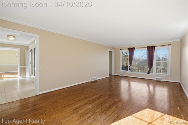 4268 Covered Bridge Road, Bloomfield Hills, MI 48302