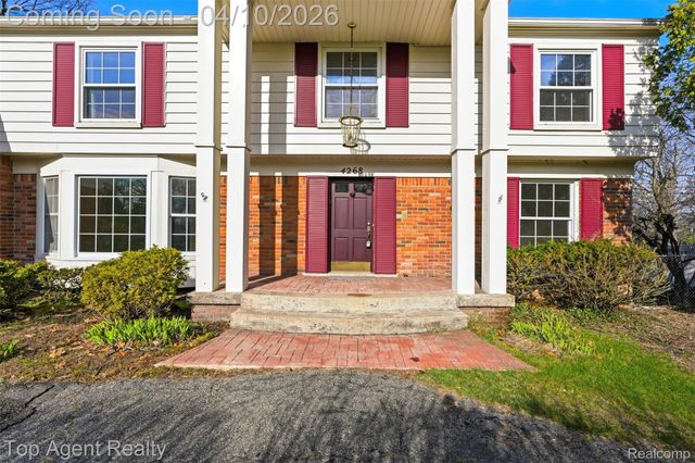 4268 Covered Bridge Road, Bloomfield Hills, MI 48302