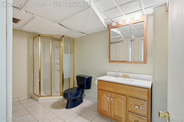 4268 Covered Bridge Road, Bloomfield Hills, MI 48302