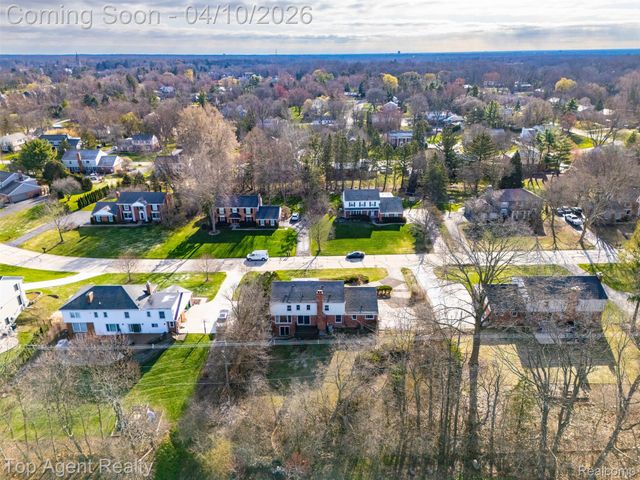 4268 Covered Bridge Road, Bloomfield Hills, MI 48302