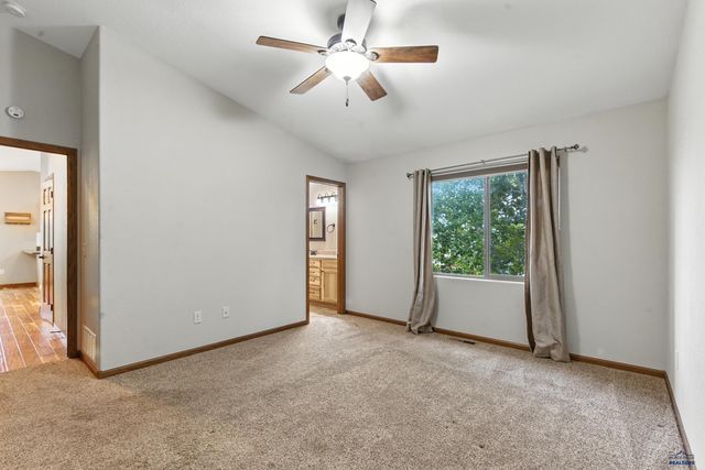 4352 FIELDSTONE DR, Rapid City, SD 57703