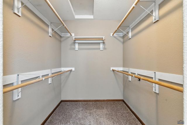 4352 FIELDSTONE DR, Rapid City, SD 57703