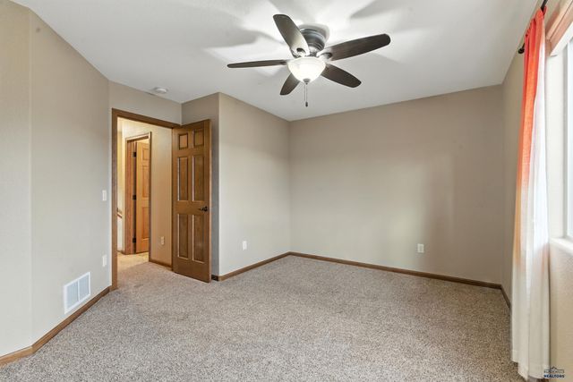 4352 FIELDSTONE DR, Rapid City, SD 57703