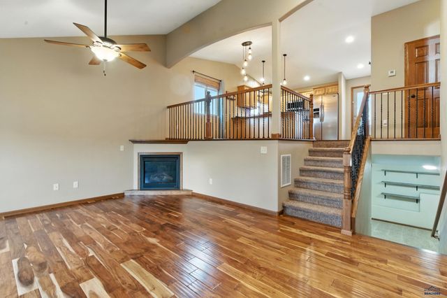 4352 FIELDSTONE DR, Rapid City, SD 57703