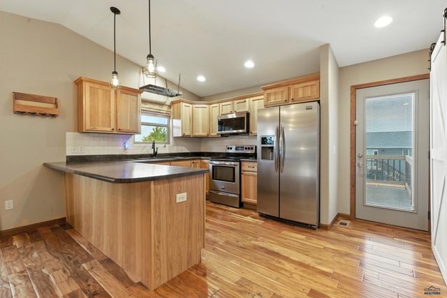 4352 FIELDSTONE DR, Rapid City, SD 57703