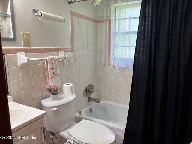 1644 LESSARD Circle, Jacksonville, FL 32208